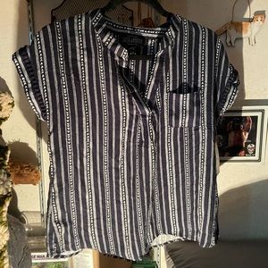 Black and white print top large